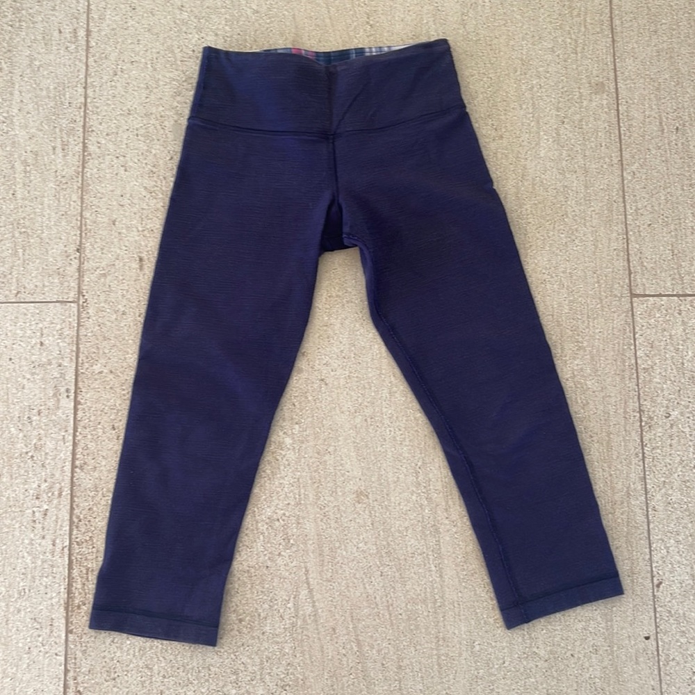 Lululemon leggings size 2